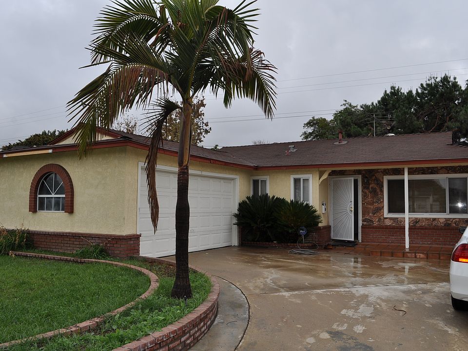 1st image of 1566 Delany St