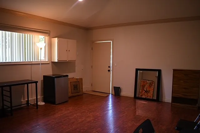 12543 Hart St — Photo 4
