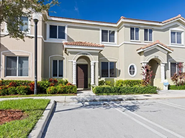 1014 SE 23rd Ave, Homestead, FL 33035
