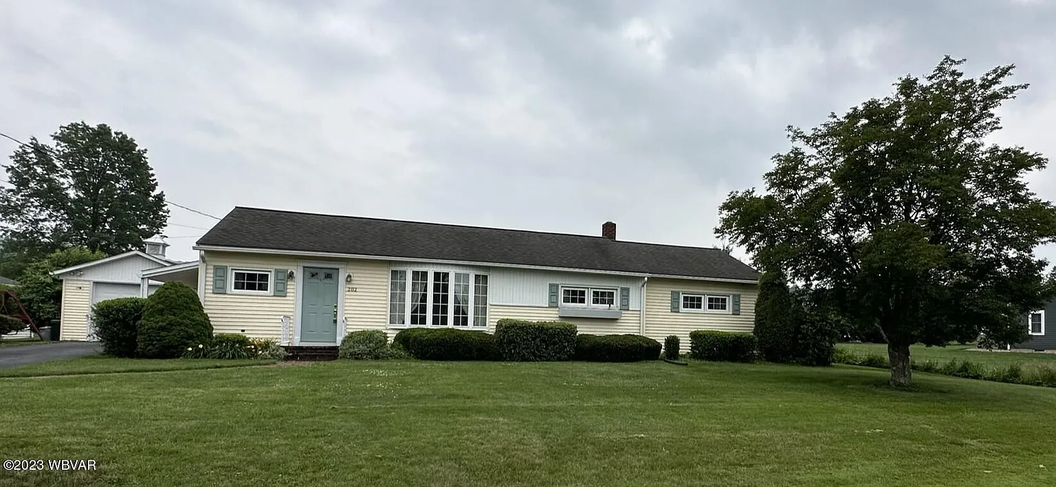 202 Quarry Rd photo 1