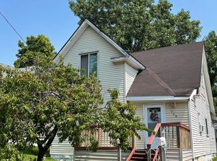 720 Chicago Ave, Lansing, MI 48915