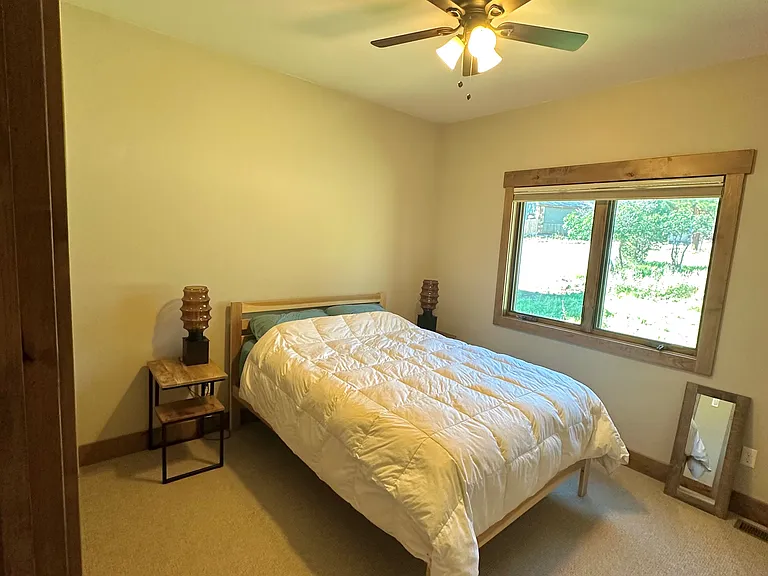 524 Badger Trl S — Photo 16