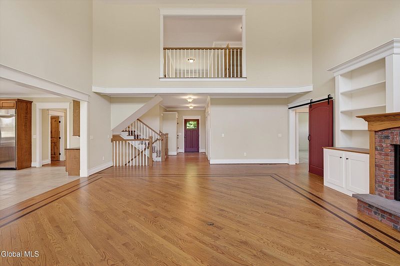 5th image of 388 Goode Street