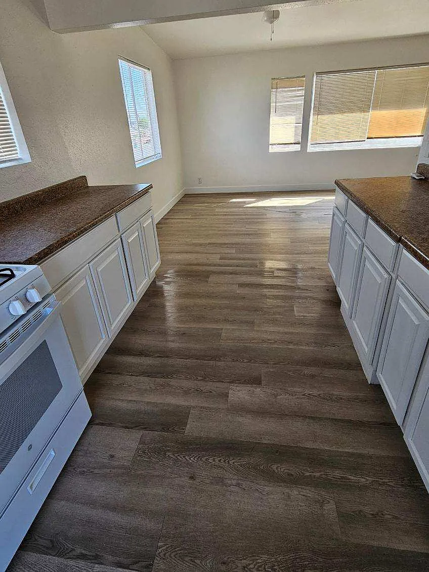 1 bed, 800 sqft, $900 — Photo 4