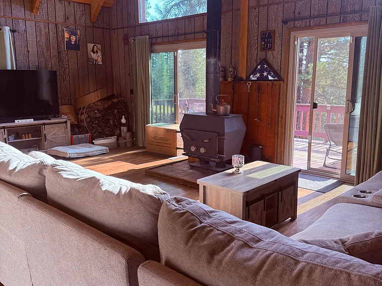 10462 Klondike Flat Rd — Photo 5