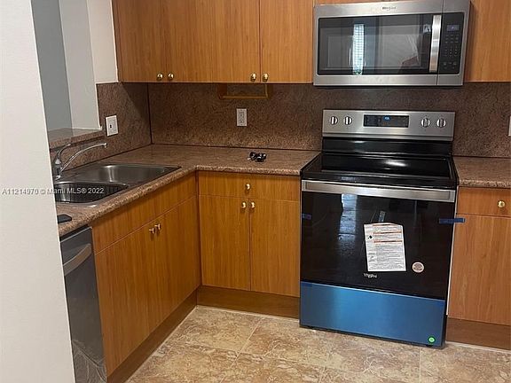 2nd image of 9340 Fontainebleau Blvd #W109
