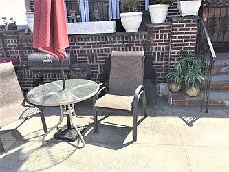 Rented by RealTegrity NY LLC