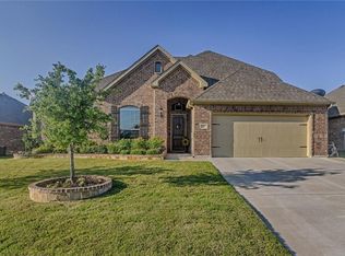 210 Brighton Ct, Midlothian, TX 76065
