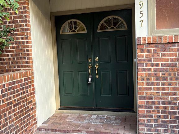 3rd image of 957 Sandavis Road