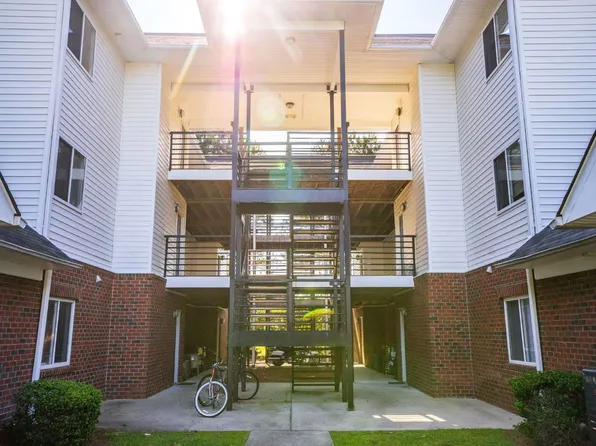 334 Brownlea Dr APT 6G, Greenville, NC 27858