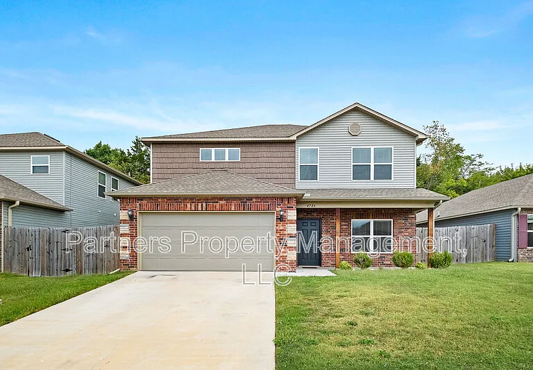 2287 S Ouachita Dr — Photo 1