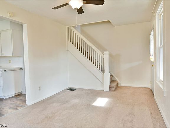 5th image of 641 & 643 Hazelton St
