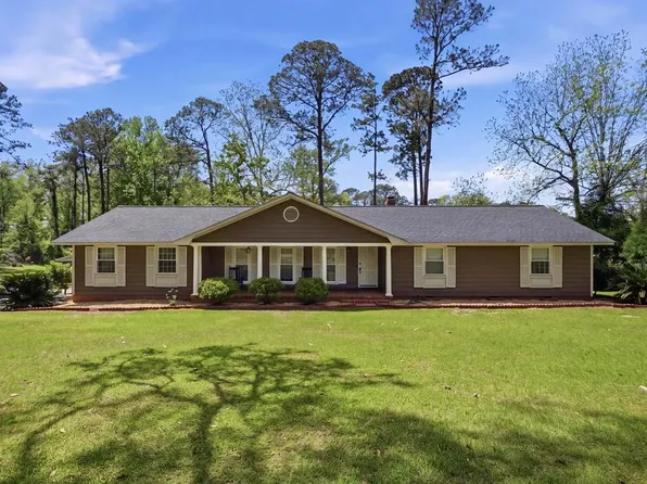 822 S Main St, Sylvester, GA 31791