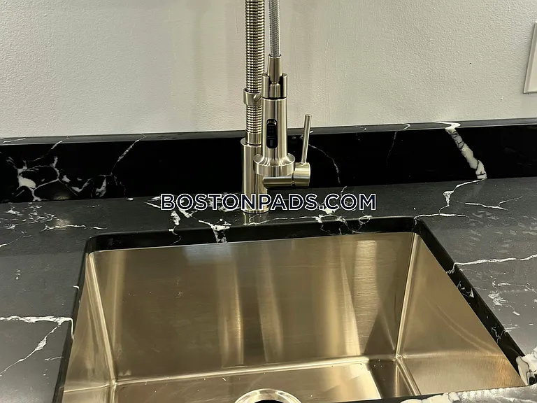24 Farrington Ave #1 — Photo 69