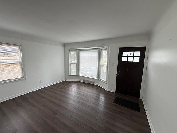 2nd image of 116 Devillen Ave