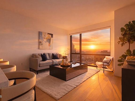 2nd image of 400 S Broadway Ave APT 1801