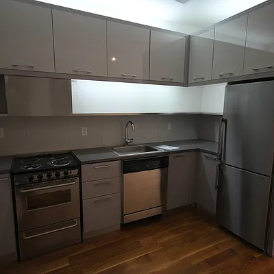 Rented by Nooklyn NYC LLC | media 70