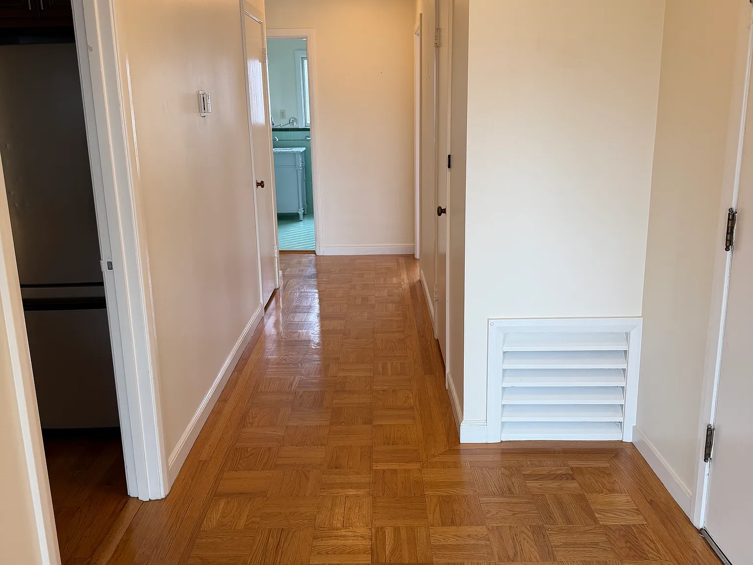 2 bed, 1700 sqft, $7,200 — Photo 2