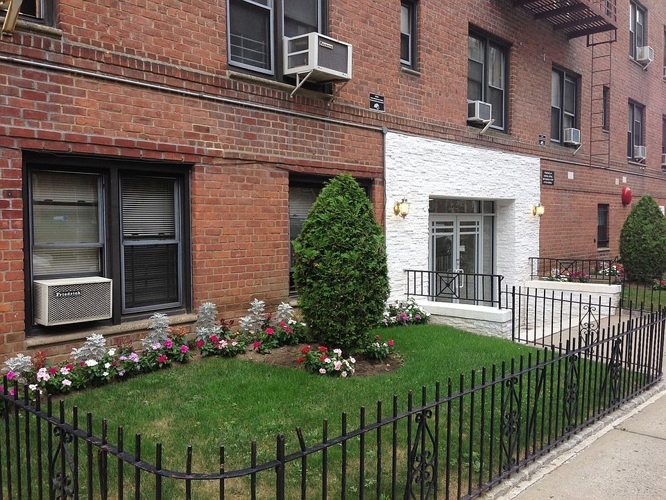2nd image of 64-48 Booth St #6B
