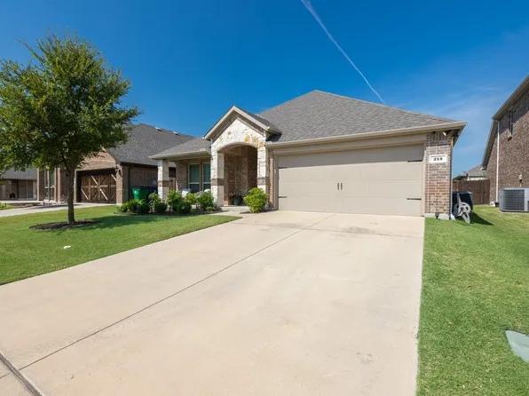 215 Arborside Dr, Waxahachie, TX 75165