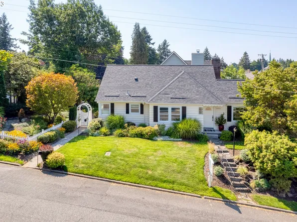 8603 SW 17th Ave, Portland, OR 97219