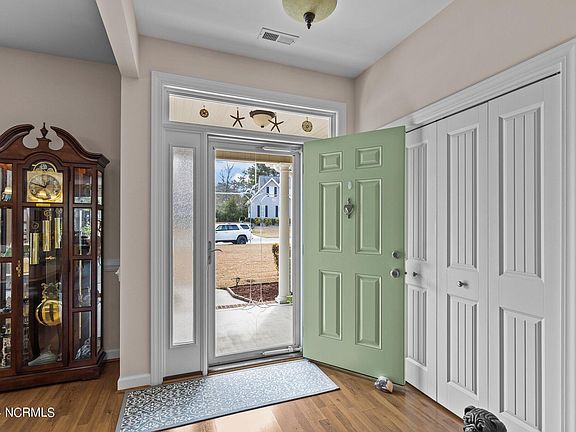 3rd image of 3404 Snead Street