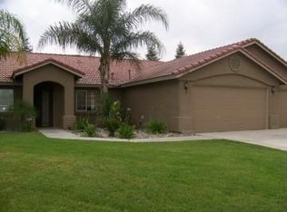 8100 Leprechaun Way, Bakersfield, CA 93313