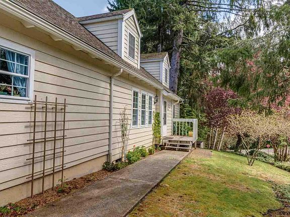 2nd image of 1930 NE Tide Ct