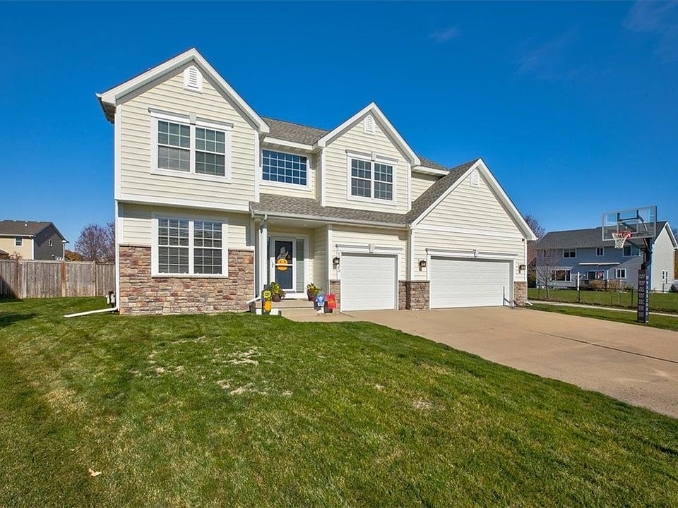1st image of 1455 SE Rosewood Ct