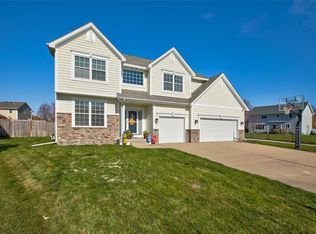 1455 SE Rosewood Ct, Waukee, IA 50263