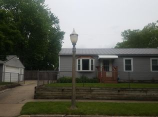 3819 Ingham St, Lansing, MI 48911