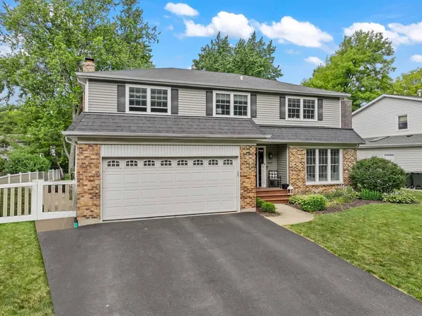 1507 Eton Ln, Naperville, IL 60565