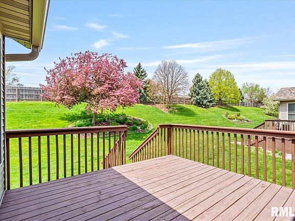 4th image of 5200 Villa Dr