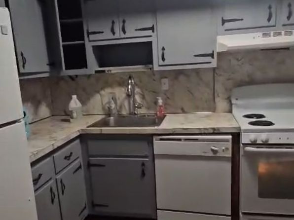 754-758 E 25th St #1