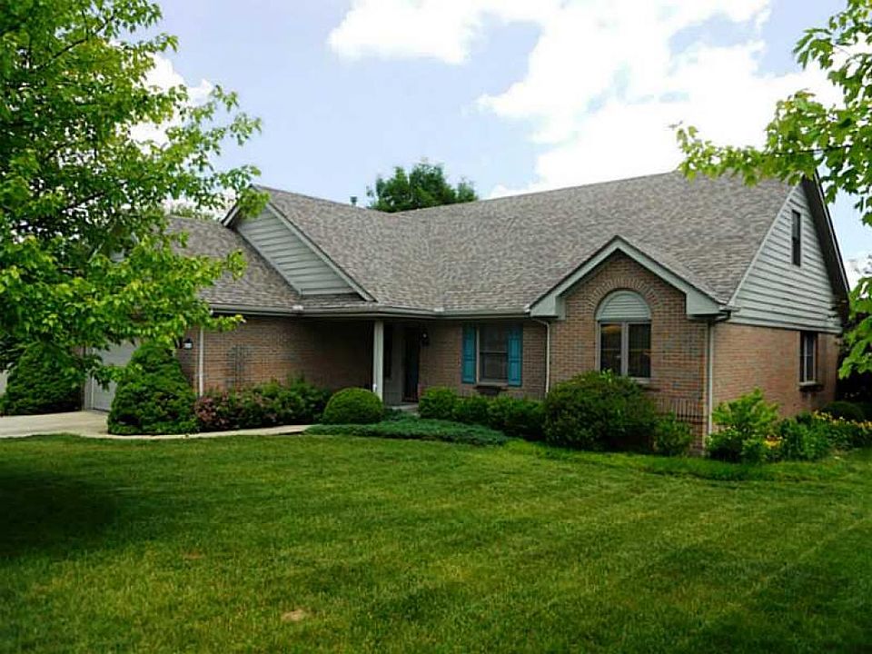 1st image of 636 Fern Ave