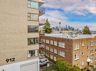 912 3rd Ave W APT 202, Seattle, WA 98119