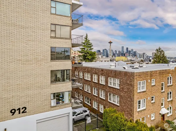 912 3rd Avenue W #202, Seattle, WA 98119