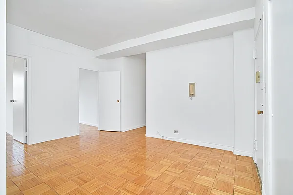 Rented by Living New York | media 30