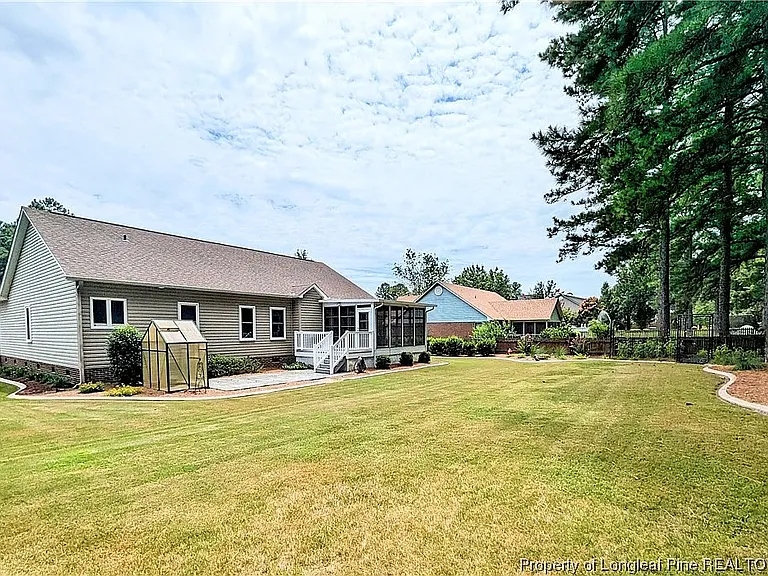 847 Stone Cross Dr — Photo 22