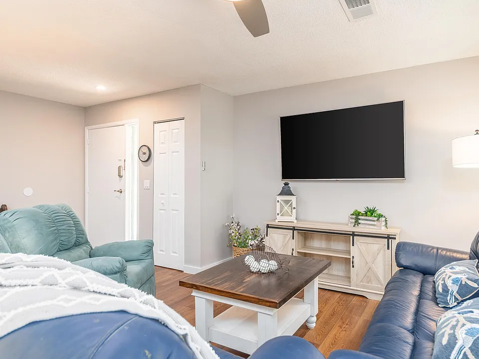 125 Cordillo Pkwy #42