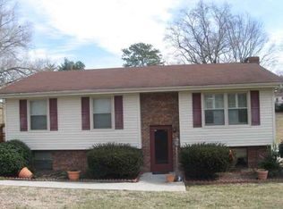 2608 Gaby Cir, Morristown, TN 37814