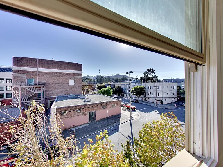 1890 Grove St #1058R — Photo 15