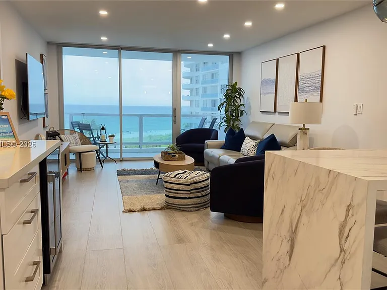 5161 Collins Ave #715 — Photo 11