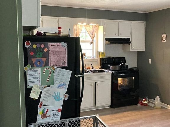 4th image of 203 Emile Ln