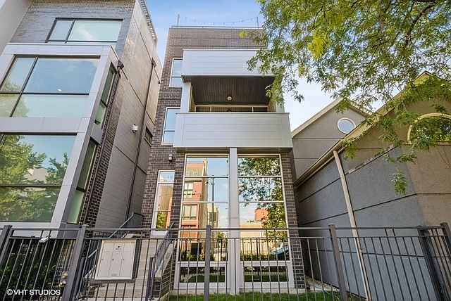 1st image of 948 N Honore St #2