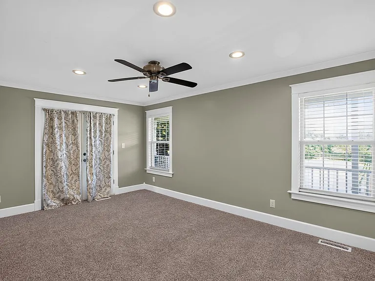 11880 Provident Dr — Photo 11