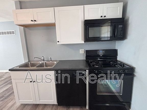 3rd image of 26 Terry Dr Unit A