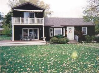 2496 S Cooks Dock Rd, Lakeside Marblehead, OH 43440