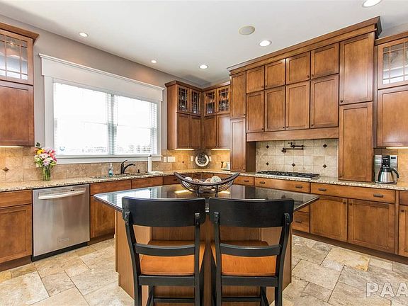 2nd image of 6 Briarwood Ln