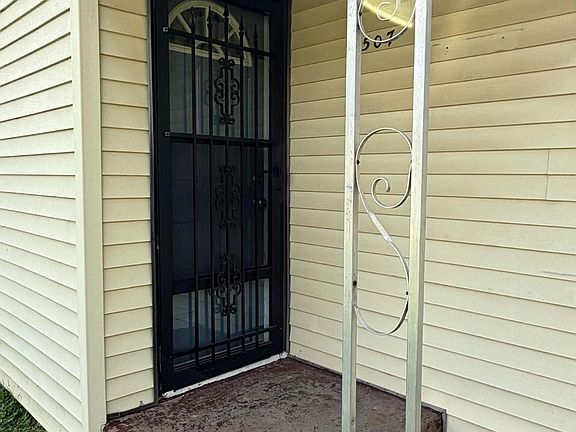 2nd image of 1507 7th St
